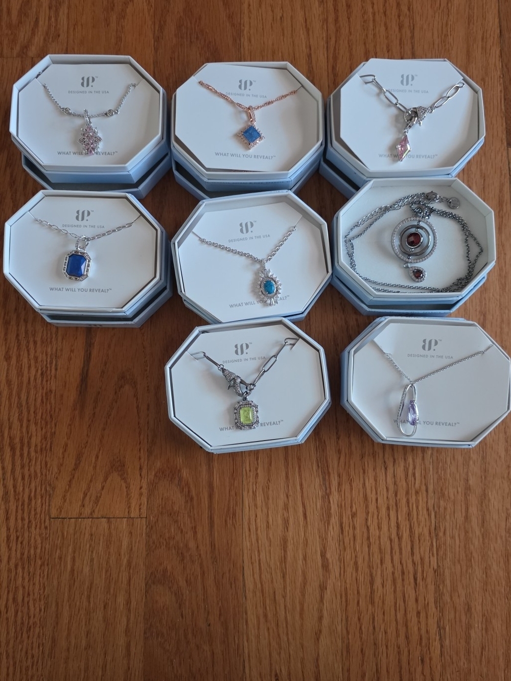 8 Bomb Party Necklaces